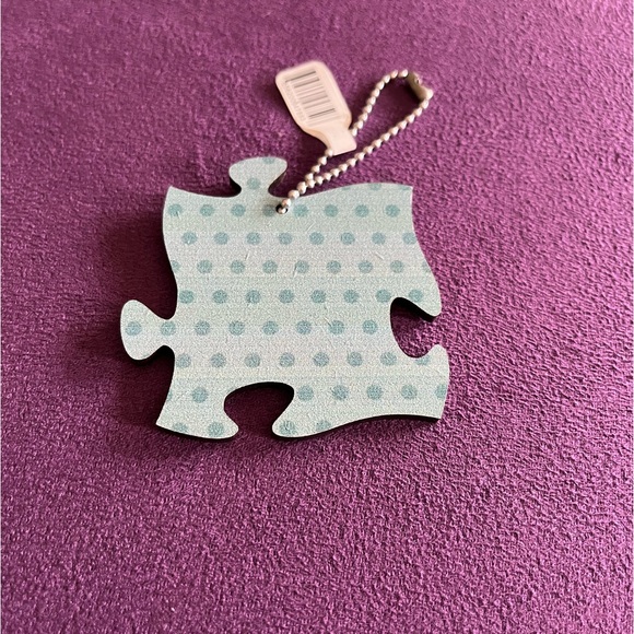 P. Graham Dunn Keychain - Picture 2 of 2